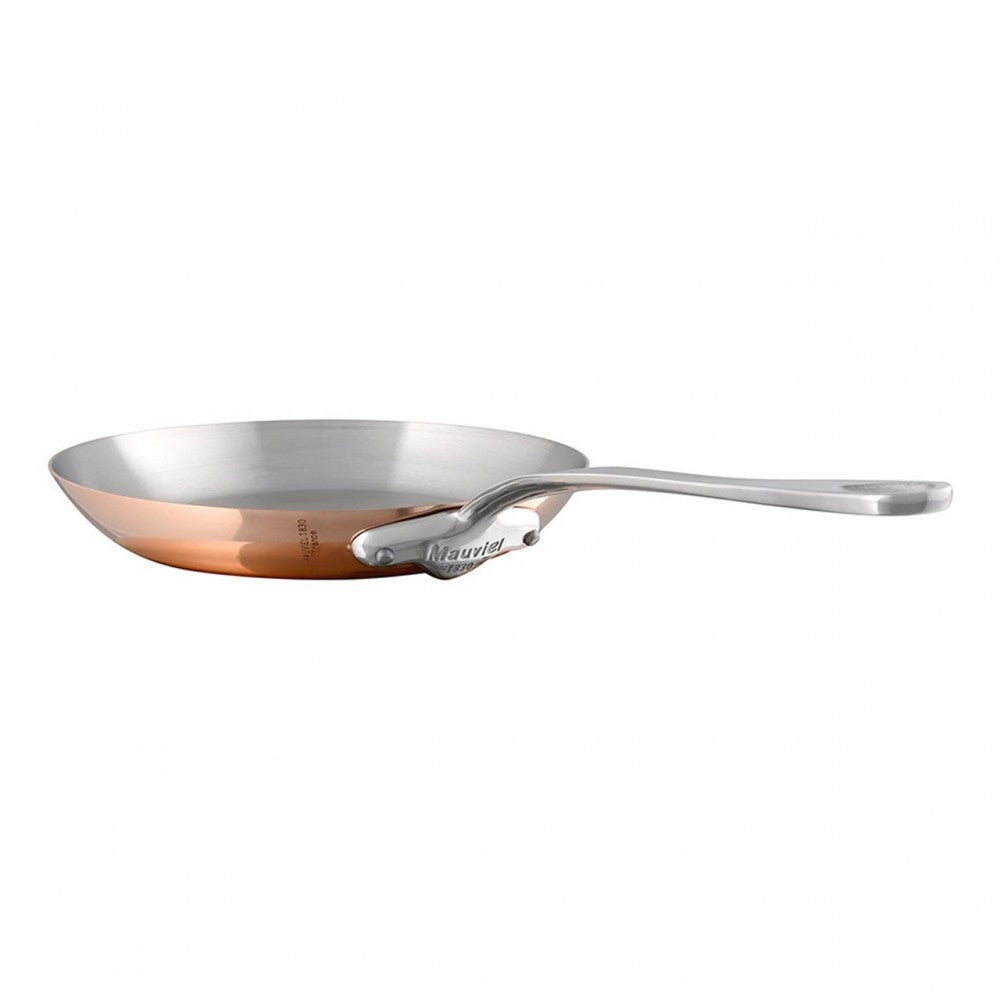 M'héritage 150s round frying pan packshot